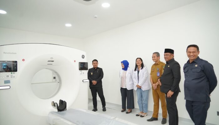 Bupati Luwu Resmikan CT Scan RSUD Batara Guru
