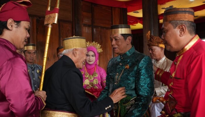 MDA Diterima di Langkanae, Datu Luwu Titip Harapan untuk Proyek Awak Mas