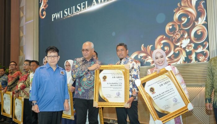 Bupati Luwu Patahudding Raih PWI Sulsel Awards 2026, Kategori Penggerak Pembangunan Inklusif